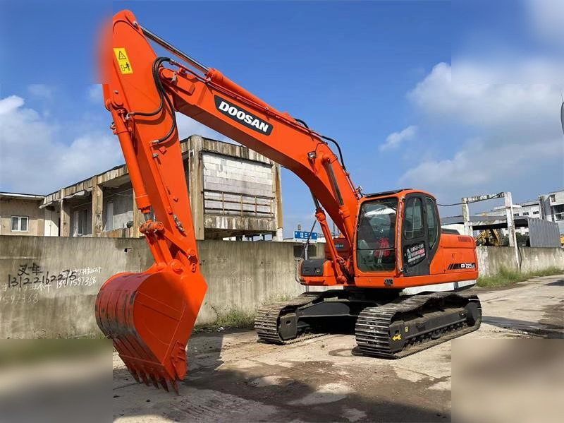 DOOSAN DX225 LC - حفار زحاف: صورة 3 DOOSAN DX225 LC - حفار زحاف: صورة 3