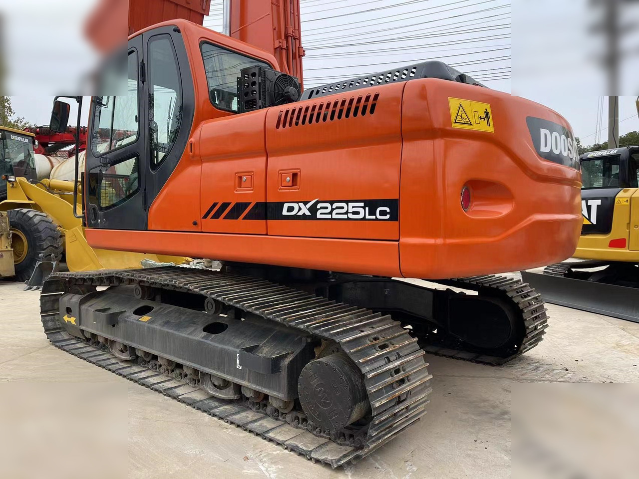 DOOSAN DX225 LC - حفار زحاف: صورة 4 DOOSAN DX225 LC - حفار زحاف: صورة 4