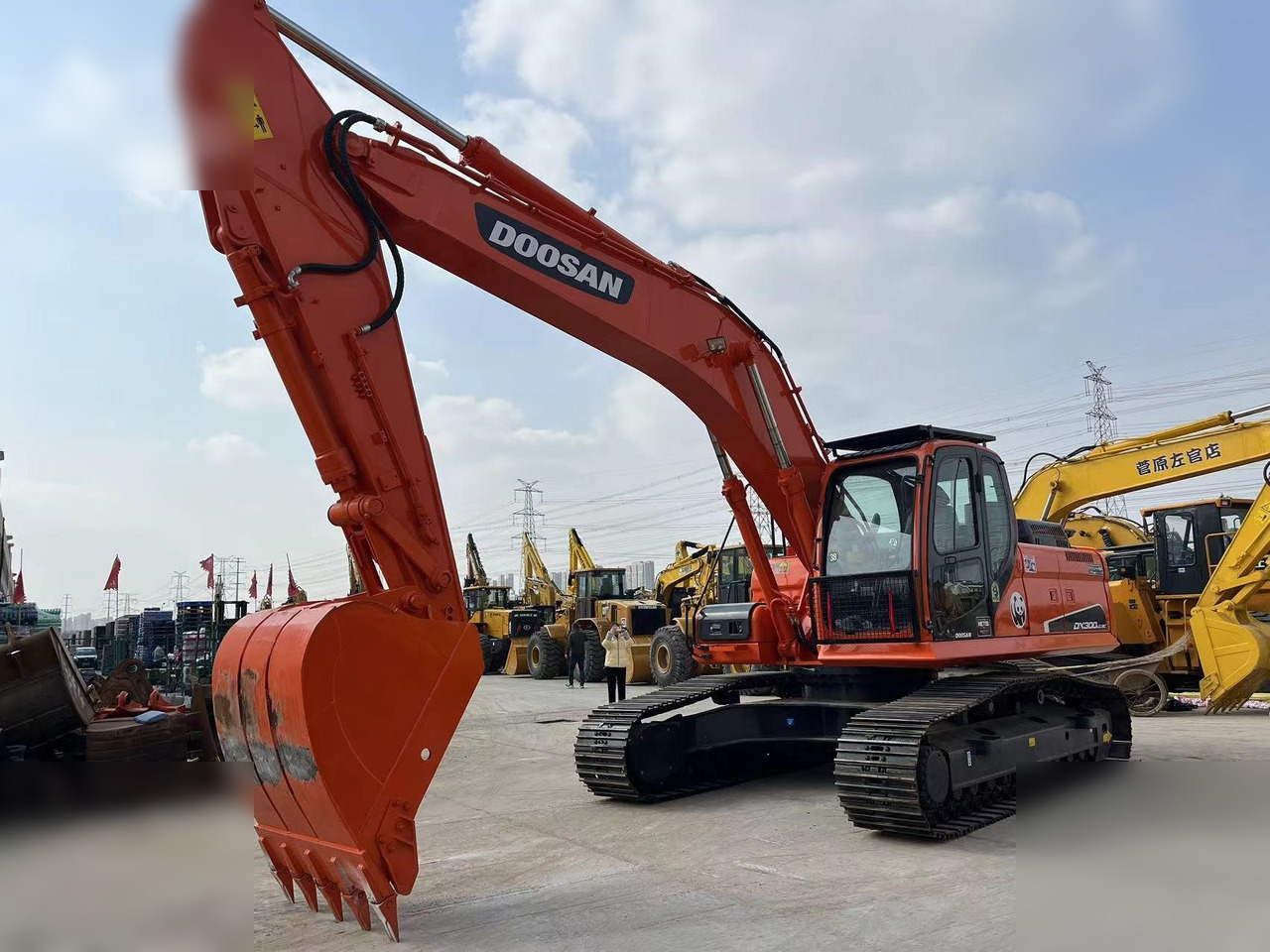 DOOSAN DX300 LC-9C - حفار زحاف: صورة 2 DOOSAN DX300 LC-9C - حفار زحاف: صورة 2