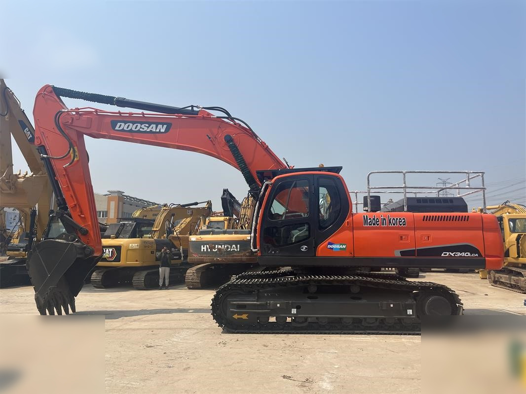 DOOSAN DX340 LCA - حفار زحاف: صورة 1 DOOSAN DX340 LCA - حفار زحاف: صورة 1