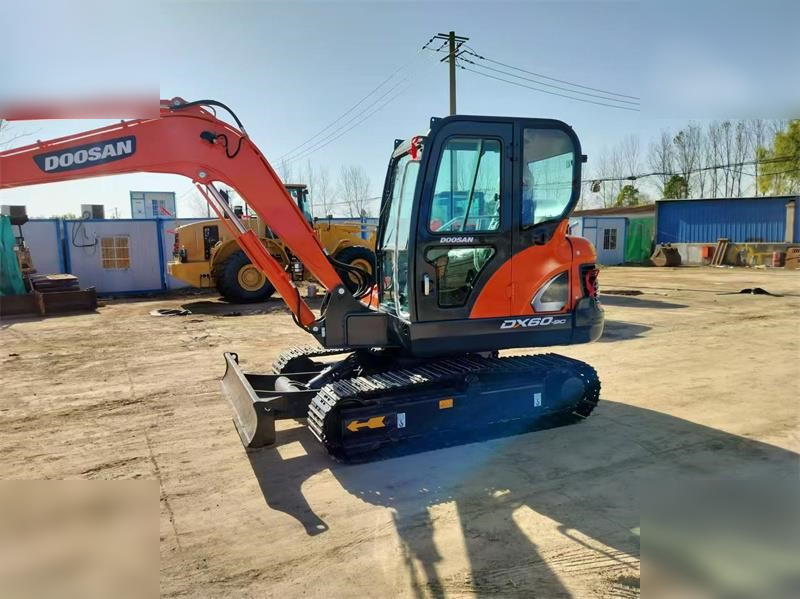 DOOSAN DX60-9C - حفار زحاف: صورة 5 DOOSAN DX60-9C - حفار زحاف: صورة 5