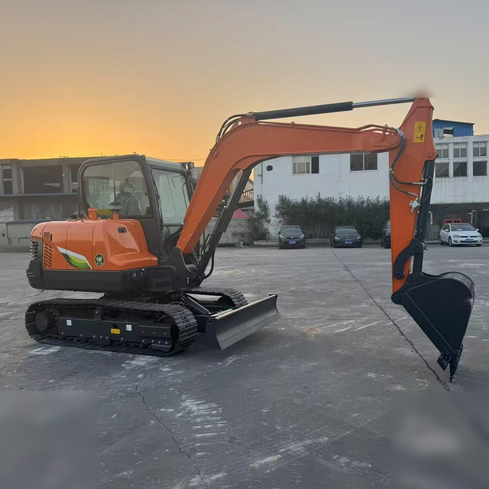 DOOSAN DX60E-10N - حفار زحاف: صورة 4 DOOSAN DX60E-10N - حفار زحاف: صورة 4