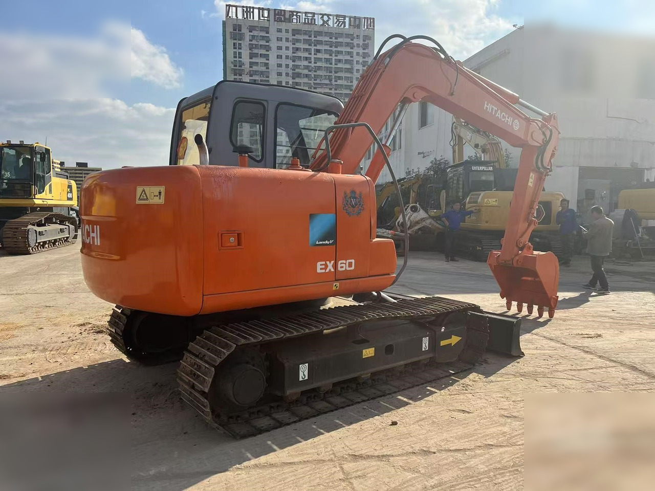 HITACHI EX60 - حفار زحاف: صورة 2 HITACHI EX60 - حفار زحاف: صورة 2