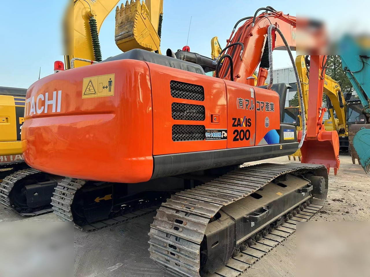 HITACHI ZX200-3G - حفار زحاف: صورة 2 HITACHI ZX200-3G - حفار زحاف: صورة 2