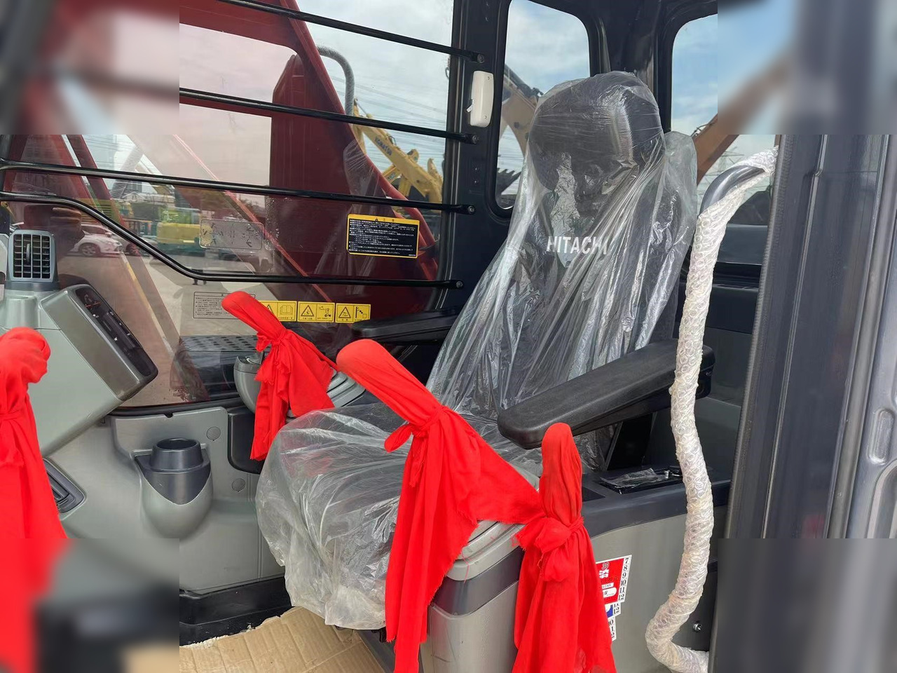 HITACHI ZX200 - حفار زحاف: صورة 5 HITACHI ZX200 - حفار زحاف: صورة 5