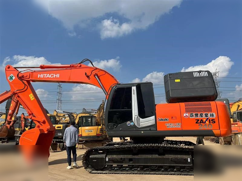 HITACHI ZX240-3 - حفار زحاف: صورة 1 HITACHI ZX240-3 - حفار زحاف: صورة 1