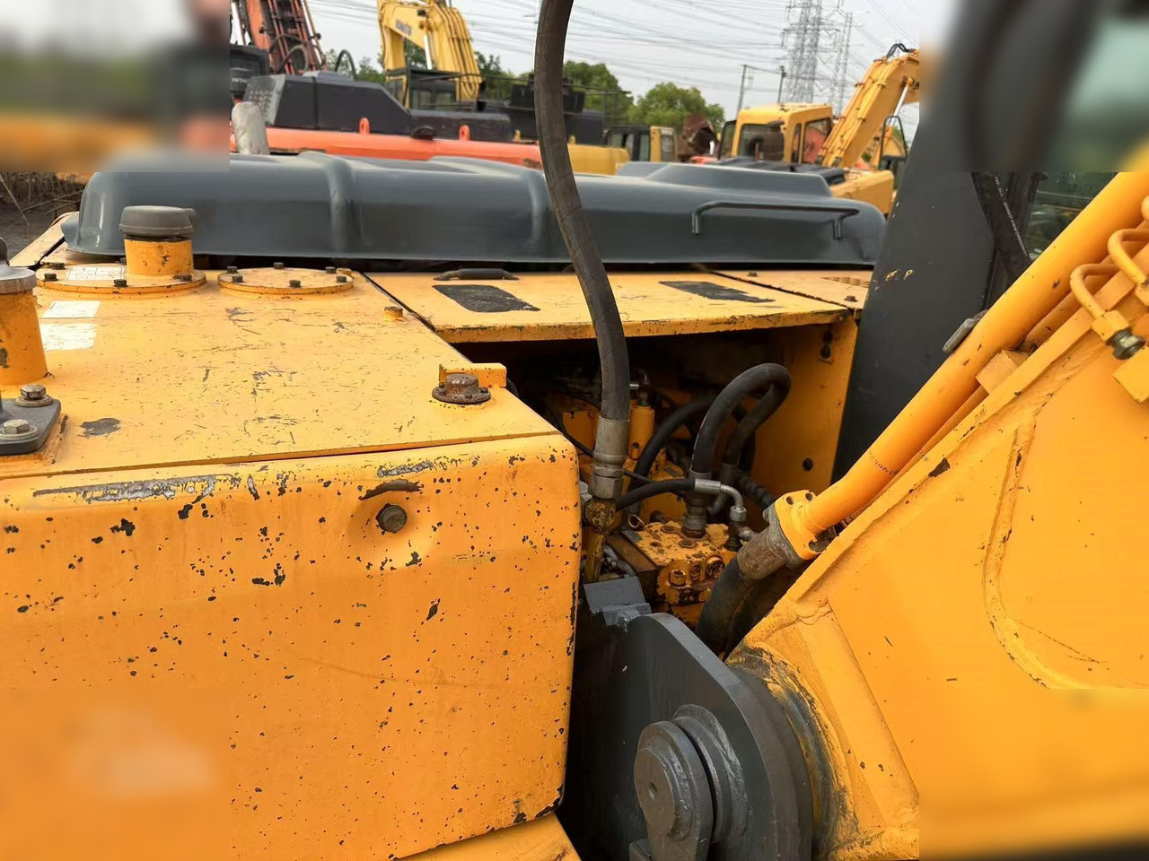 HYUNDAI ROBEX 210 LC-7 - حفار زحاف: صورة 3 HYUNDAI ROBEX 210 LC-7 - حفار زحاف: صورة 3