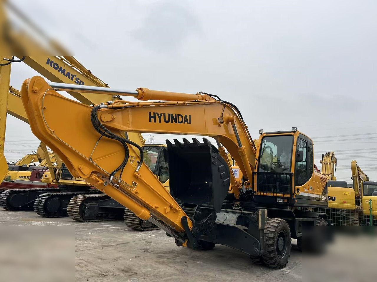 HYUNDAI ROBEX 210W-9S - حفارة دولاب: صورة 4 HYUNDAI ROBEX 210W-9S - حفارة دولاب: صورة 4