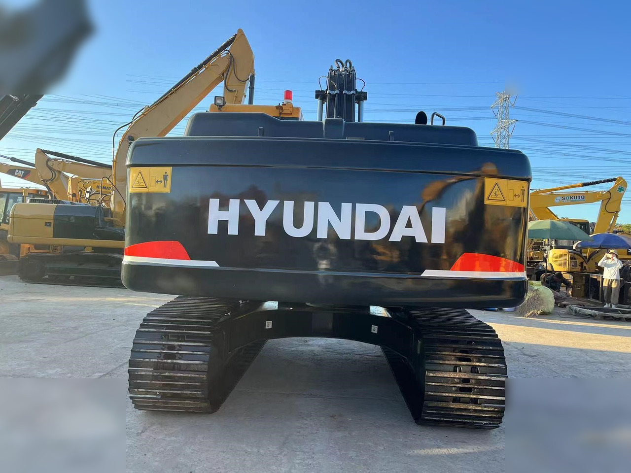 HYUNDAI ROBEX 220 LC-9S - حفار زحاف: صورة 4 HYUNDAI ROBEX 220 LC-9S - حفار زحاف: صورة 4