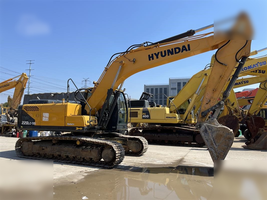 HYUNDAI ROBEX 220 LC-9S - حفار زحاف: صورة 3 HYUNDAI ROBEX 220 LC-9S - حفار زحاف: صورة 3