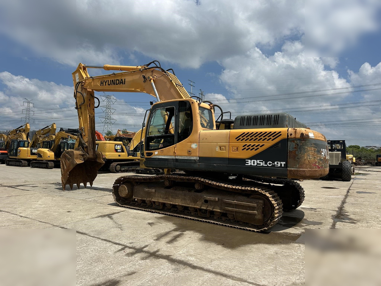 HYUNDAI ROBEX 305 LC-9T - حفار زحاف: صورة 2 HYUNDAI ROBEX 305 LC-9T - حفار زحاف: صورة 2