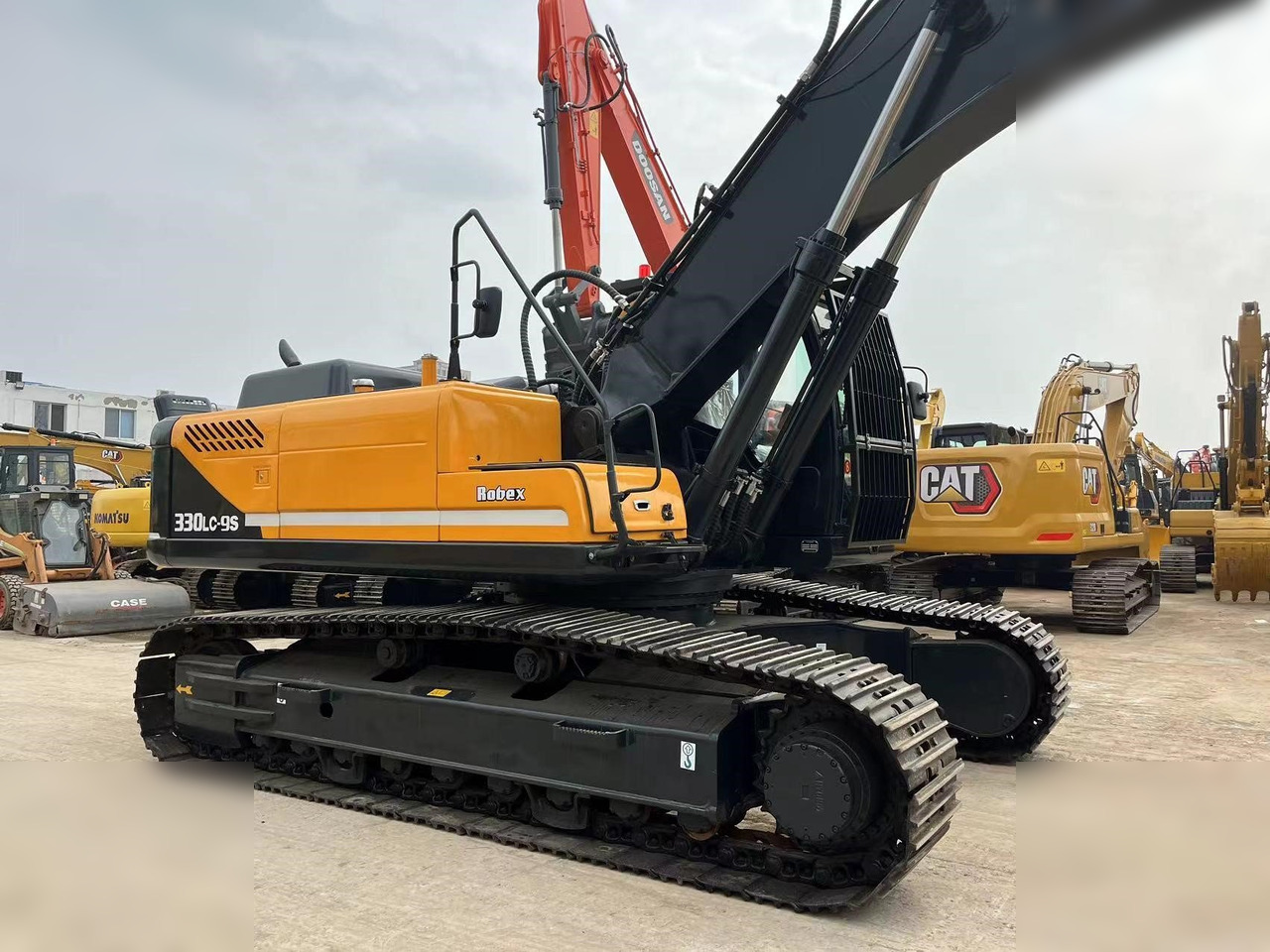 HYUNDAI ROBEX 330 LC-9S - حفار زحاف: صورة 5 HYUNDAI ROBEX 330 LC-9S - حفار زحاف: صورة 5