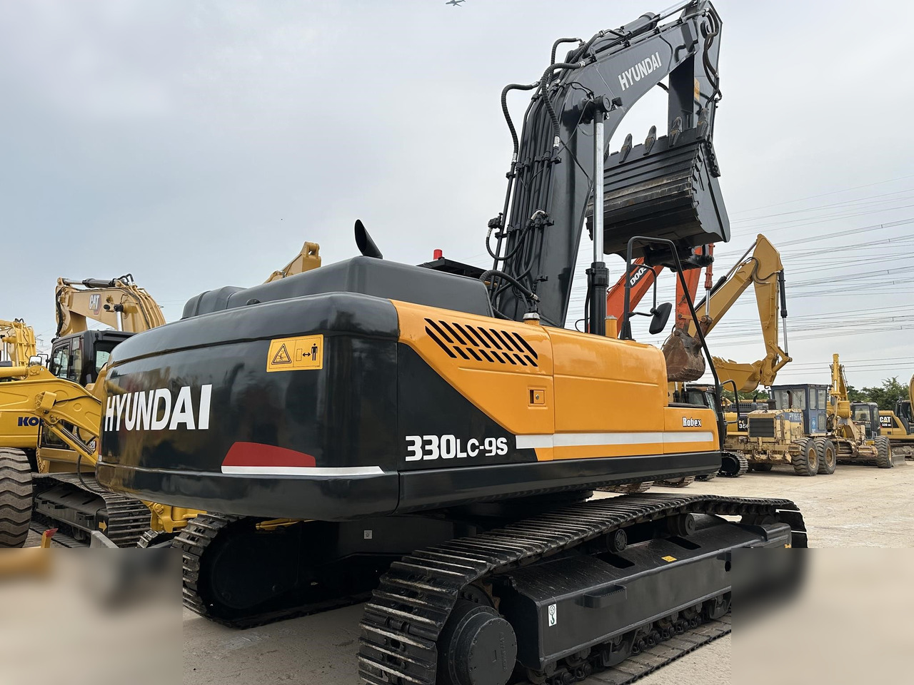 HYUNDAI ROBEX 330 LC-9S - حفار زحاف: صورة 2 HYUNDAI ROBEX 330 LC-9S - حفار زحاف: صورة 2