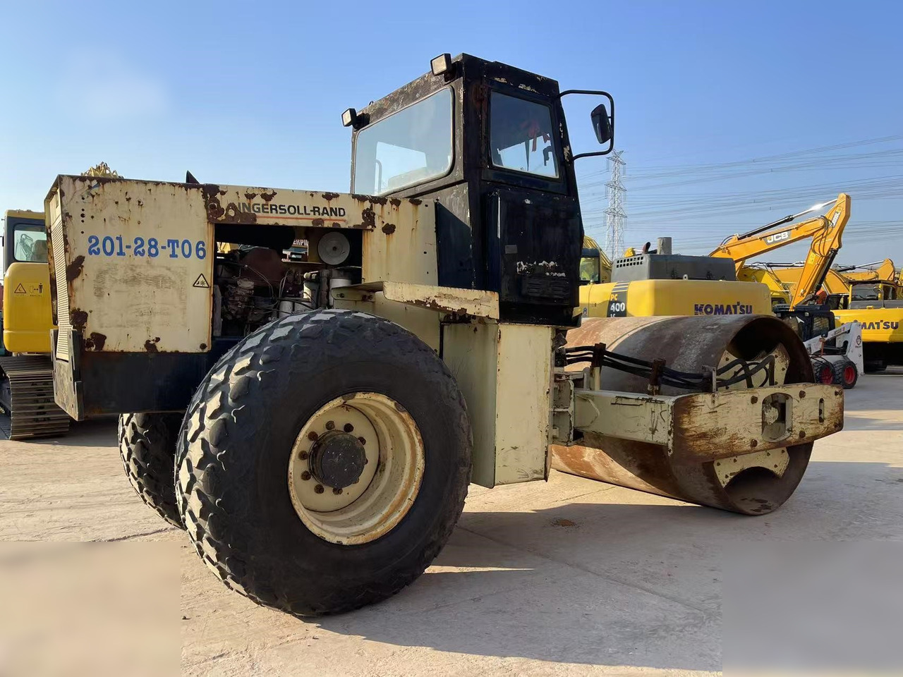 INGERSOLL-RAND SD100D - مدحلة ضاغطة: صورة 1 INGERSOLL-RAND SD100D - مدحلة ضاغطة: صورة 1