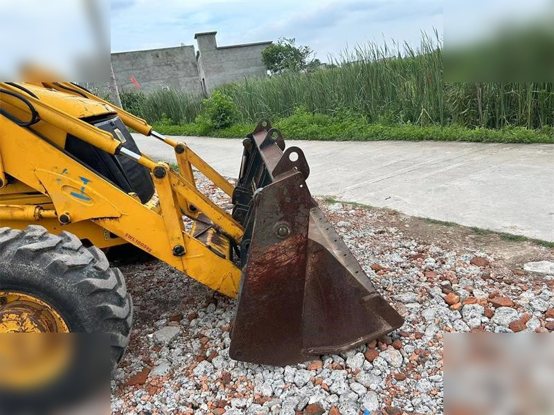 جرافة حفار JCB 3CX: صورة 9