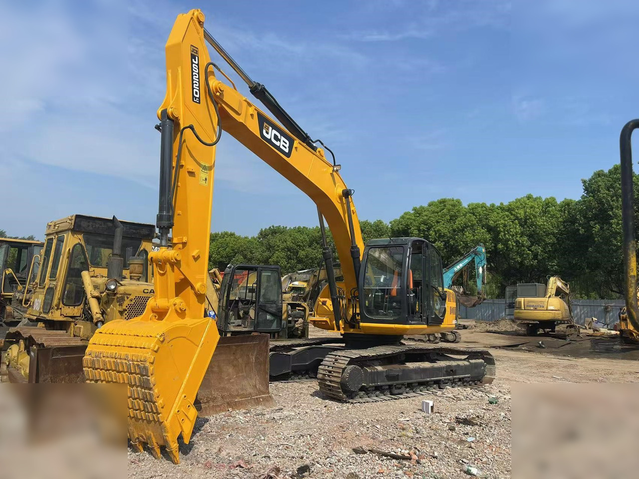 JCB JS220 LC - حفار زحاف: صورة 2 JCB JS220 LC - حفار زحاف: صورة 2