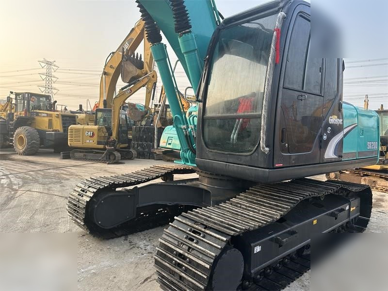 KOBELCO SK200-6E - حفار زحاف: صورة 4 KOBELCO SK200-6E - حفار زحاف: صورة 4