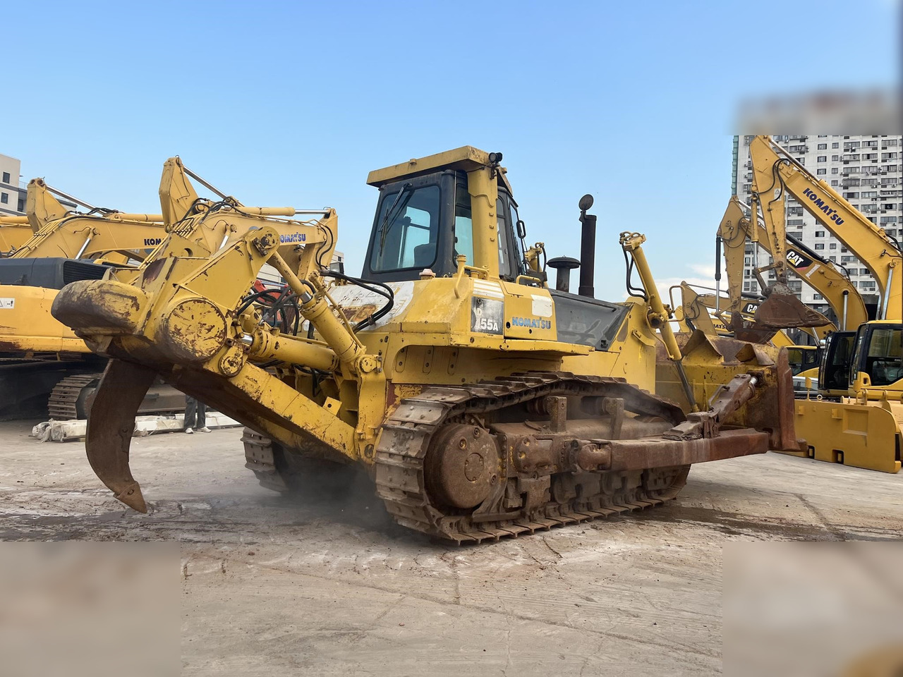 KOMATSU D155A-5 - جرافة: صورة 2 KOMATSU D155A-5 - جرافة: صورة 2