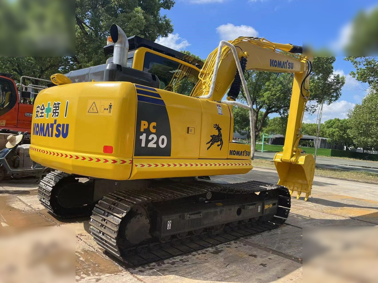 KOMATSU PC120-8 - حفار زحاف: صورة 4 KOMATSU PC120-8 - حفار زحاف: صورة 4