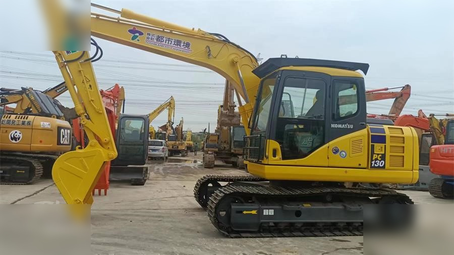 KOMATSU PC130-7 - حفار زحاف: صورة 4 KOMATSU PC130-7 - حفار زحاف: صورة 4