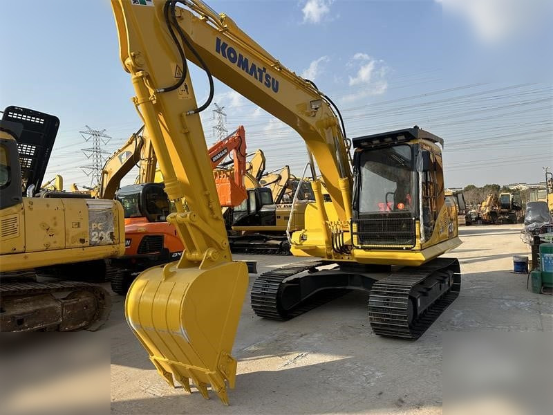 KOMATSU PC130-7 - حفار زحاف: صورة 4 KOMATSU PC130-7 - حفار زحاف: صورة 4