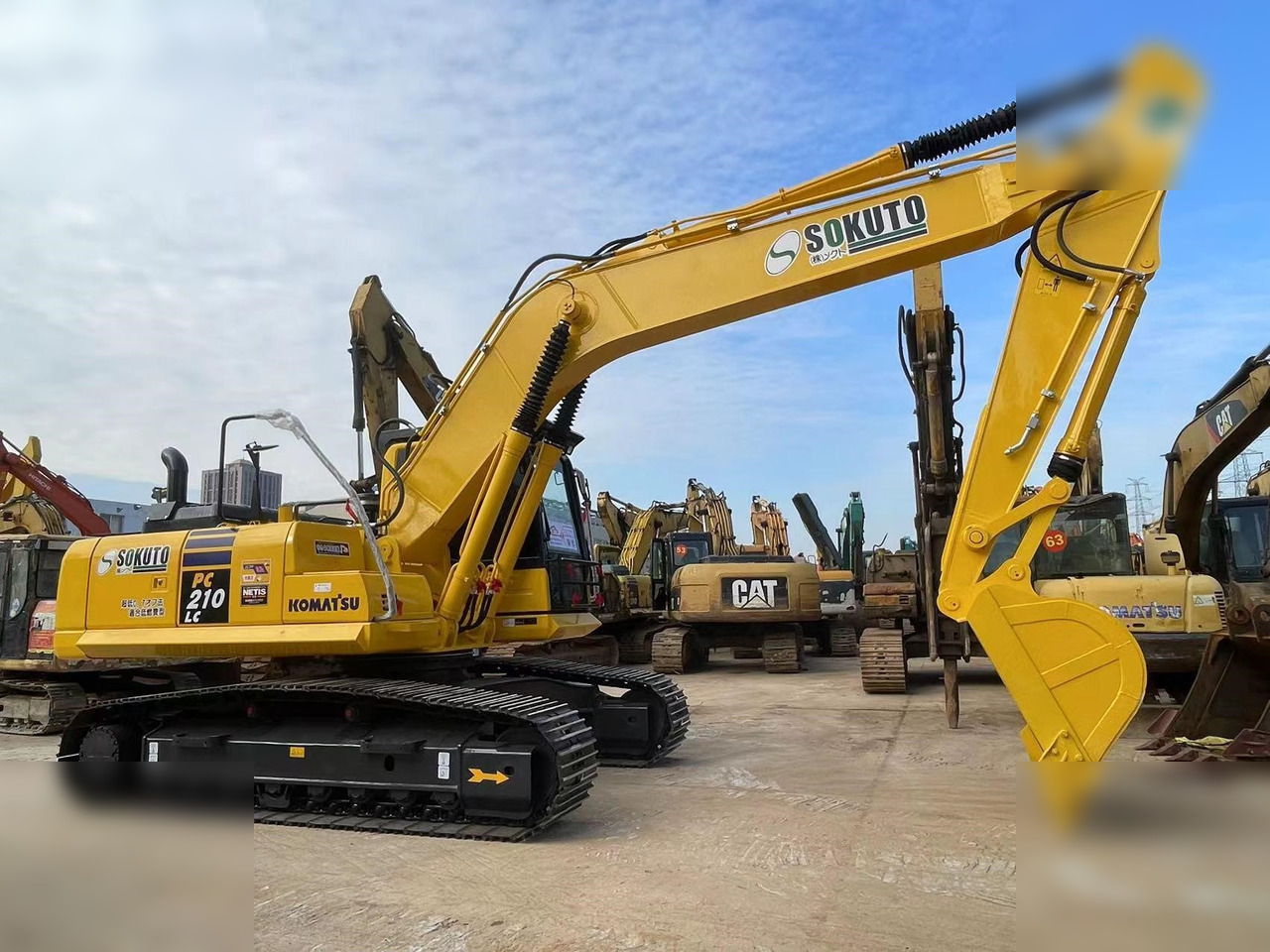 KOMATSU PC210 LC-8 - حفار زحاف: صورة 2 KOMATSU PC210 LC-8 - حفار زحاف: صورة 2