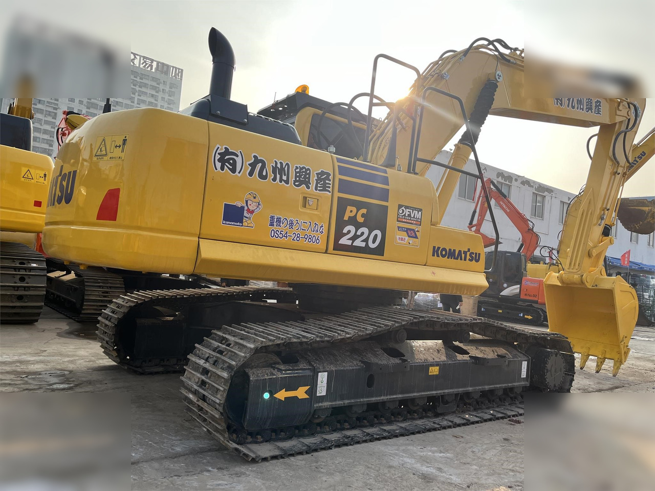 KOMATSU PC220-8M0 - حفار زحاف: صورة 5 KOMATSU PC220-8M0 - حفار زحاف: صورة 5