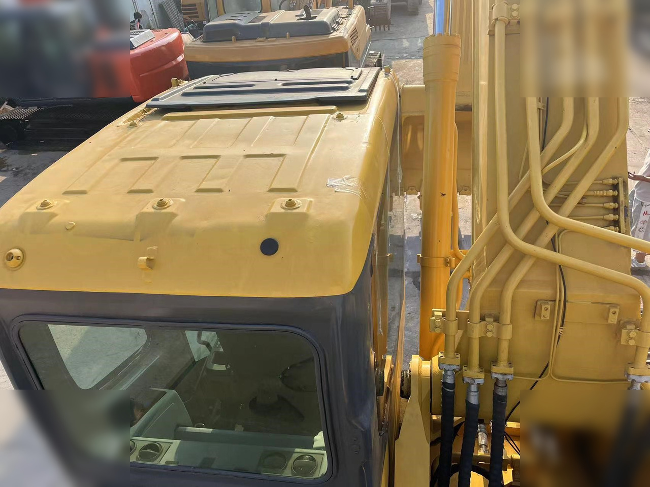 KOMATSU PC350-7 - حفار زحاف: صورة 4 KOMATSU PC350-7 - حفار زحاف: صورة 4