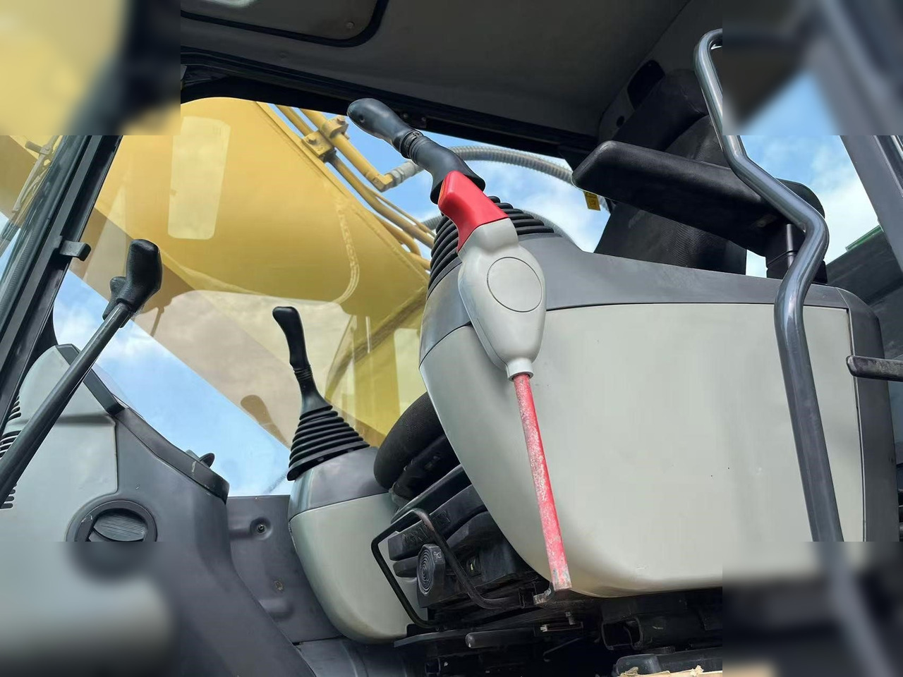 KOMATSU PC400-8R - حفار زحاف: صورة 5 KOMATSU PC400-8R - حفار زحاف: صورة 5