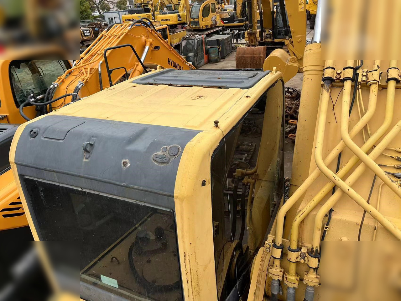 حفار زحاف KOMATSU PC400-8: صورة 9