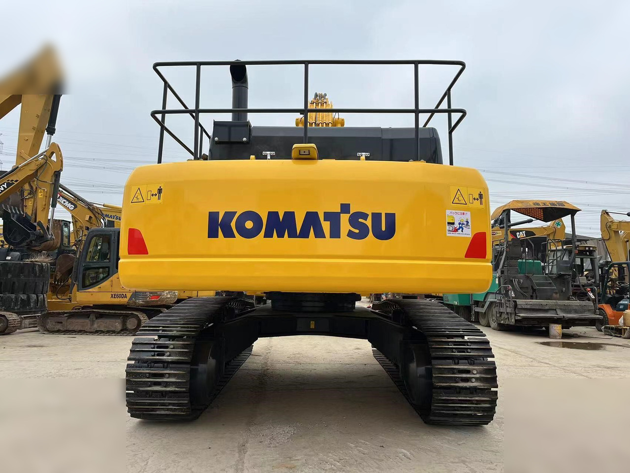 KOMATSU PC450-8 - حفار زحاف: صورة 3 KOMATSU PC450-8 - حفار زحاف: صورة 3