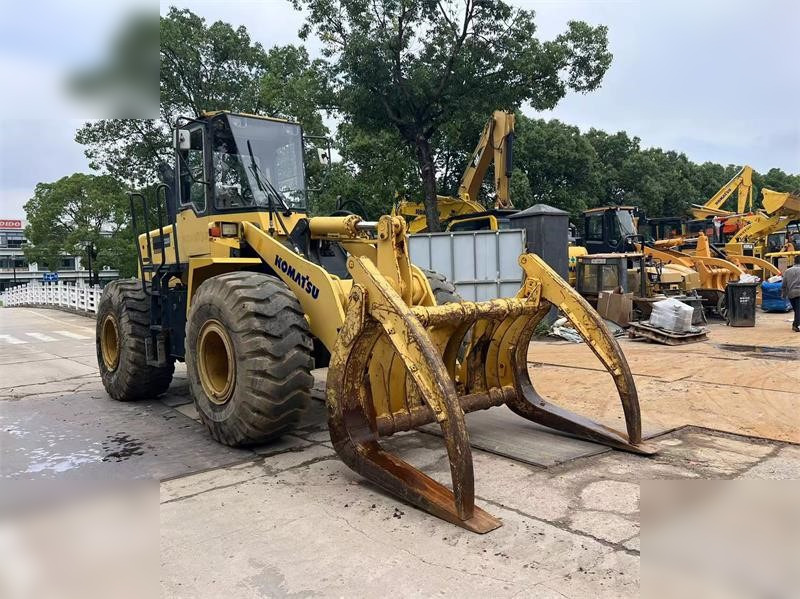 KOMATSU WA320-3 - اللودر بعجل: صورة 1 KOMATSU WA320-3 - اللودر بعجل: صورة 1