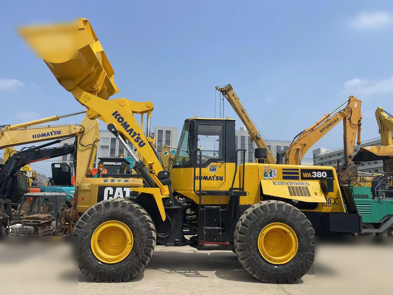 KOMATSU WA380-3 - اللودر بعجل: صورة 1 KOMATSU WA380-3 - اللودر بعجل: صورة 1