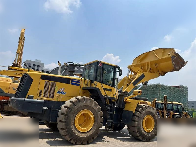 KOMATSU WA470-6 - اللودر بعجل: صورة 1 KOMATSU WA470-6 - اللودر بعجل: صورة 1