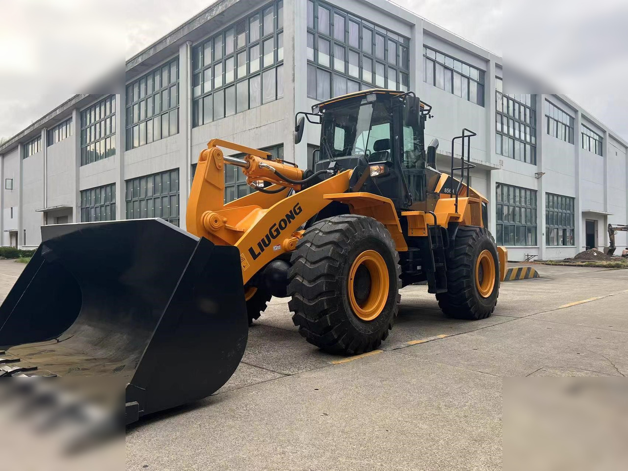 LIUGONG 856H - اللودر بعجل: صورة 2 LIUGONG 856H - اللودر بعجل: صورة 2