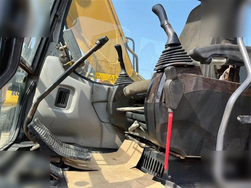 SANY SY135C - حفار زحاف: صورة 3 SANY SY135C - حفار زحاف: صورة 3