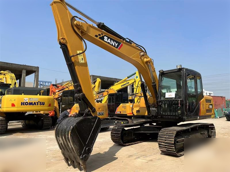 SANY SY135C - حفار زحاف: صورة 1 SANY SY135C - حفار زحاف: صورة 1