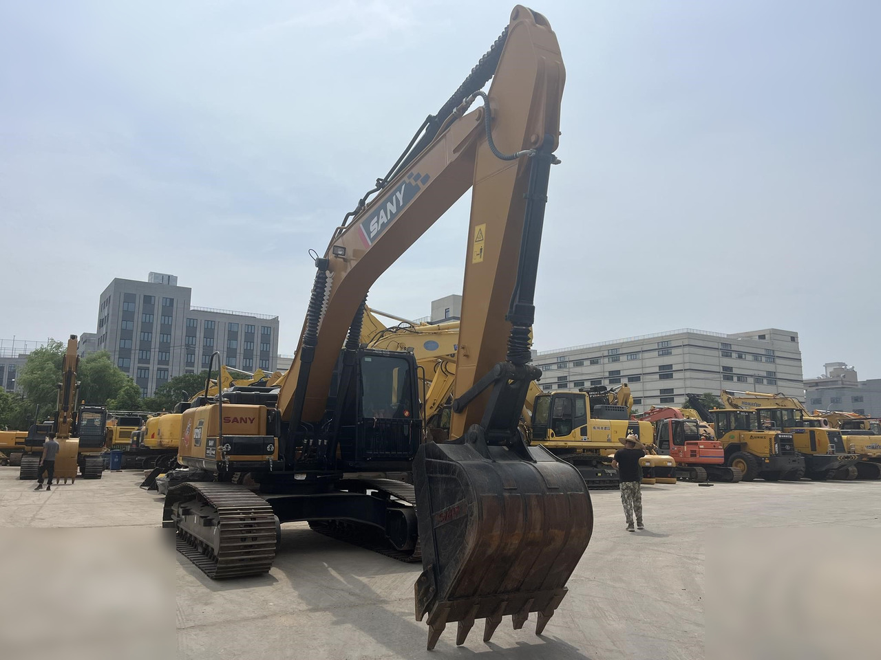 SANY SY215C - حفار زحاف: صورة 4 SANY SY215C - حفار زحاف: صورة 4