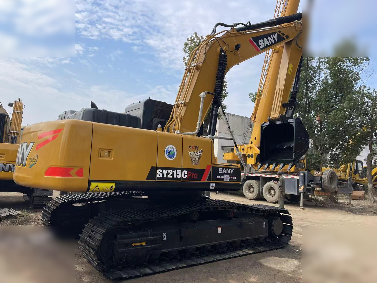 SANY SY215C - حفار زحاف: صورة 2 SANY SY215C - حفار زحاف: صورة 2