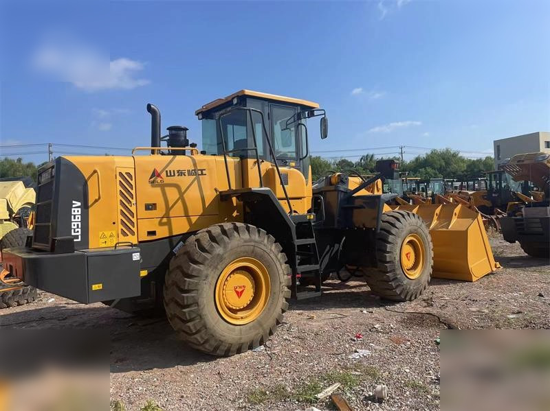 SDLG LG968 - اللودر بعجل: صورة 1 SDLG LG968 - اللودر بعجل: صورة 1