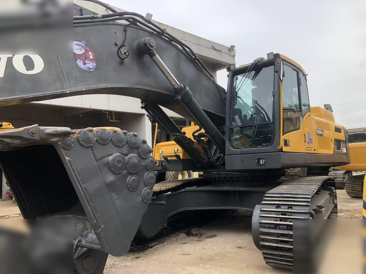 VOLVO EC480DL - حفار زحاف: صورة 4 VOLVO EC480DL - حفار زحاف: صورة 4