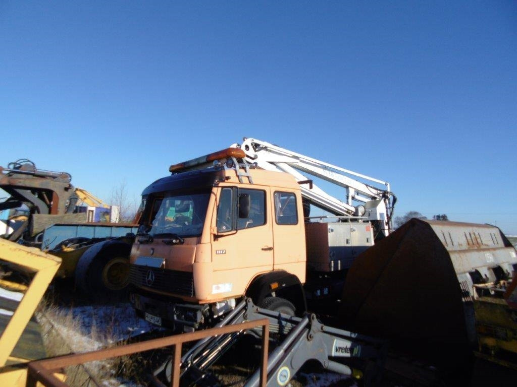 Skylift MB Crusher 1117 - منصة العمل الجوية مقطورة: صورة 2 Skylift MB Crusher 1117 - منصة العمل الجوية مقطورة: صورة 2