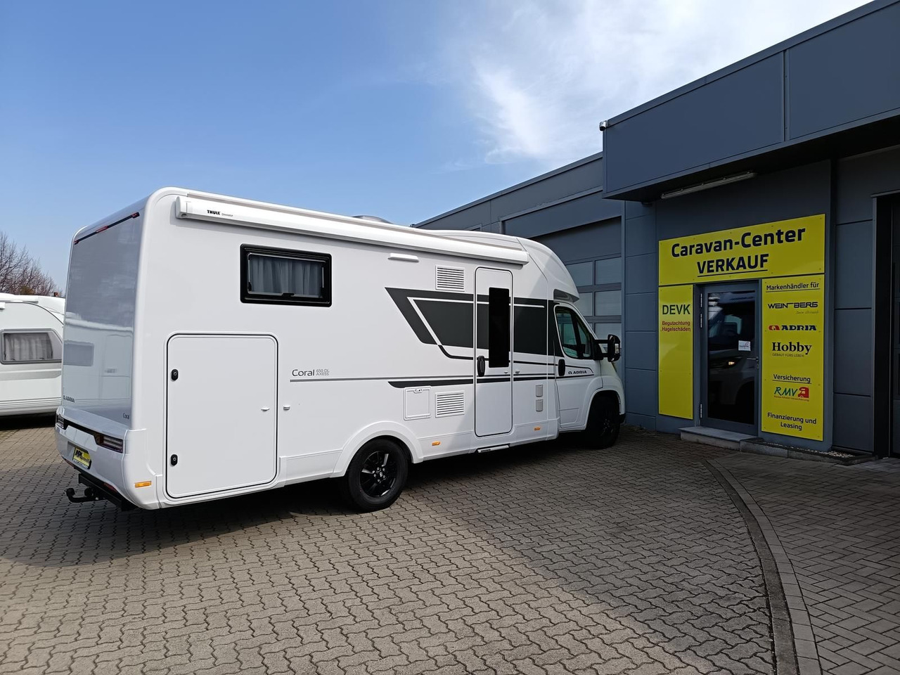 Adria Coral ALL-IN 650 DL*LUFTFEDERUNG HA*SOLAR*SOFORT - موتر هوم شبه متكامل: صورة 4 Adria Coral ALL-IN 650 DL*LUFTFEDERUNG HA*SOLAR*SOFORT - موتر هوم شبه متكامل: صورة 4