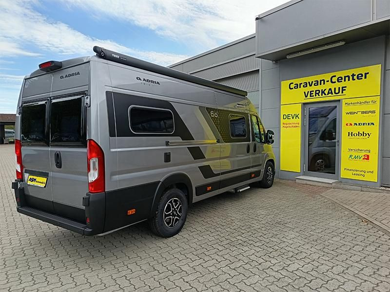 Adria Twin "60Y" 640 SGX 3,5 MAXI*JUBILEE*MARKISE*LED* - كرفان فان: صورة 4 Adria Twin "60Y" 640 SGX 3,5 MAXI*JUBILEE*MARKISE*LED* - كرفان فان: صورة 4