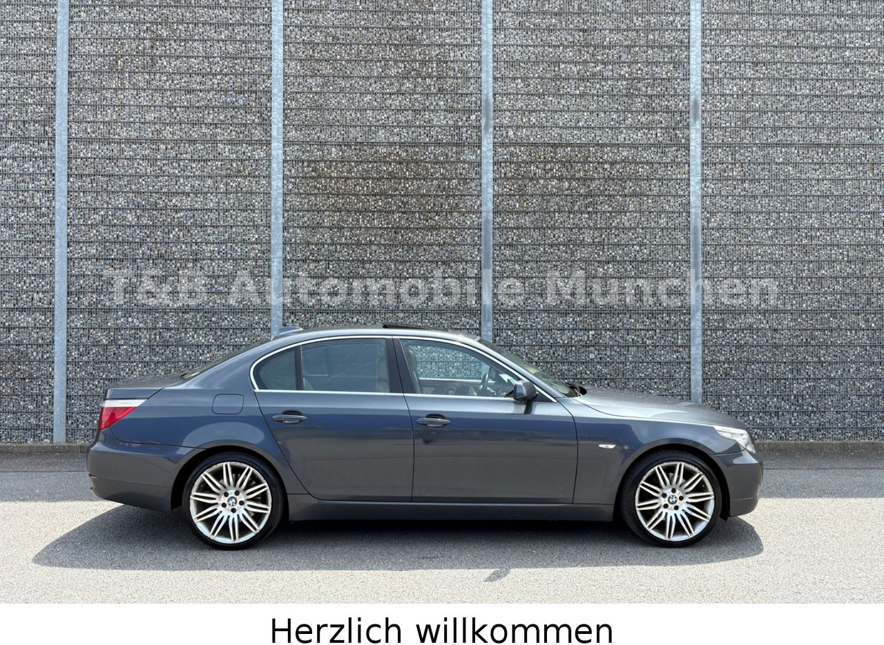 BMW 530d xDrive*Komfortsitz*Belüftung*Head-Up*18Zoll - سيدان: صورة 5 BMW 530d xDrive*Komfortsitz*Belüftung*Head-Up*18Zoll - سيدان: صورة 5