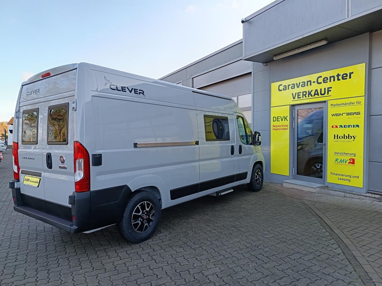 Clever Celebration 600 MJ24*AHK*MARKISE*ACC*R-KAM*RADIO - كرفان فان: صورة 5 Clever Celebration 600 MJ24*AHK*MARKISE*ACC*R-KAM*RADIO - كرفان فان: صورة 5