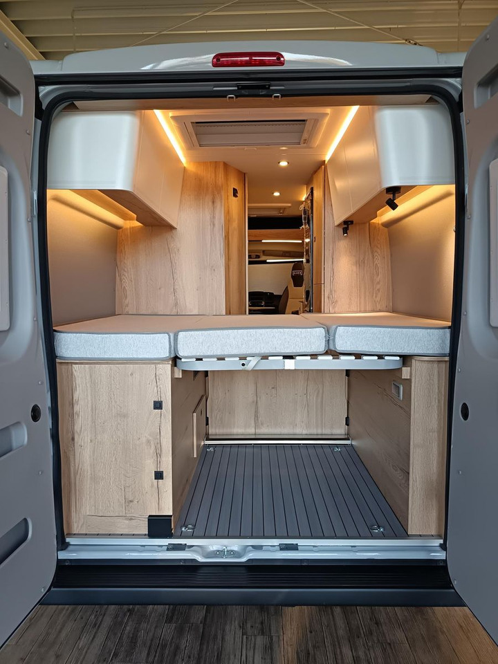 Clever Celebration 600 MJ24*AHK*MARKISE*ACC*R-KAM*RADIO - كرفان فان: صورة 4 Clever Celebration 600 MJ24*AHK*MARKISE*ACC*R-KAM*RADIO - كرفان فان: صورة 4