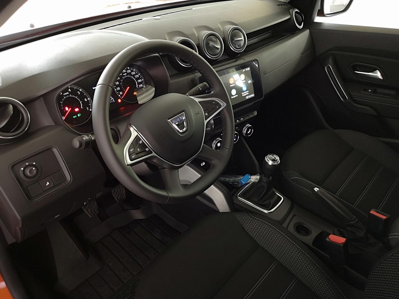 سيارة دفع رباعي Dacia Duster Prestige Tce 130*KLIMA*SHZ*R-KAM*DAB*NAVI: صورة 19 سيارة دفع رباعي Dacia Duster Prestige Tce 130*KLIMA*SHZ*R-KAM*DAB*NAVI: صورة 19