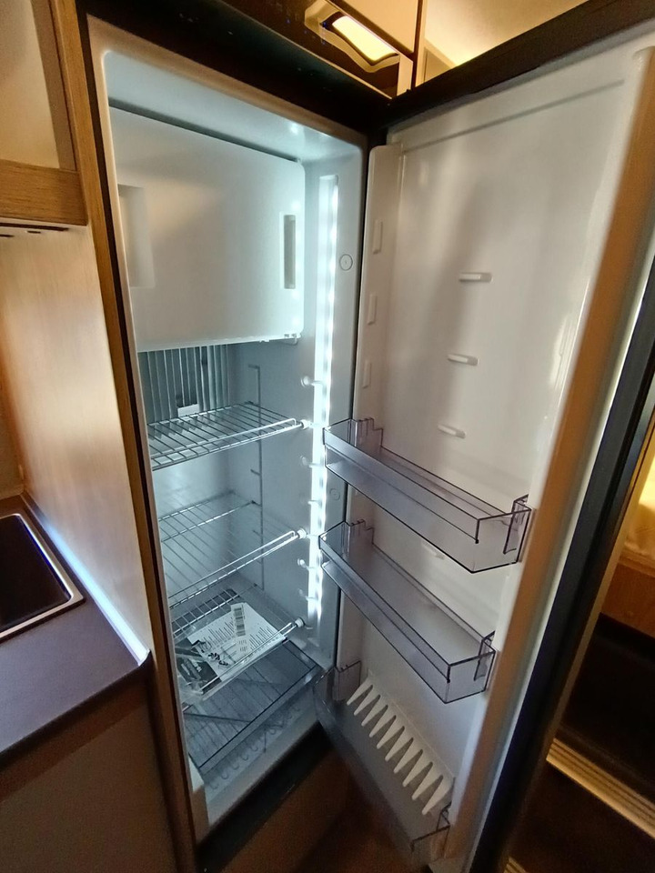موتر هوم شبه متكامل Hobby Ontour C680 GE*AUTOMATIK*LITHIUM*MARKISE*SOFORT*: صورة 17