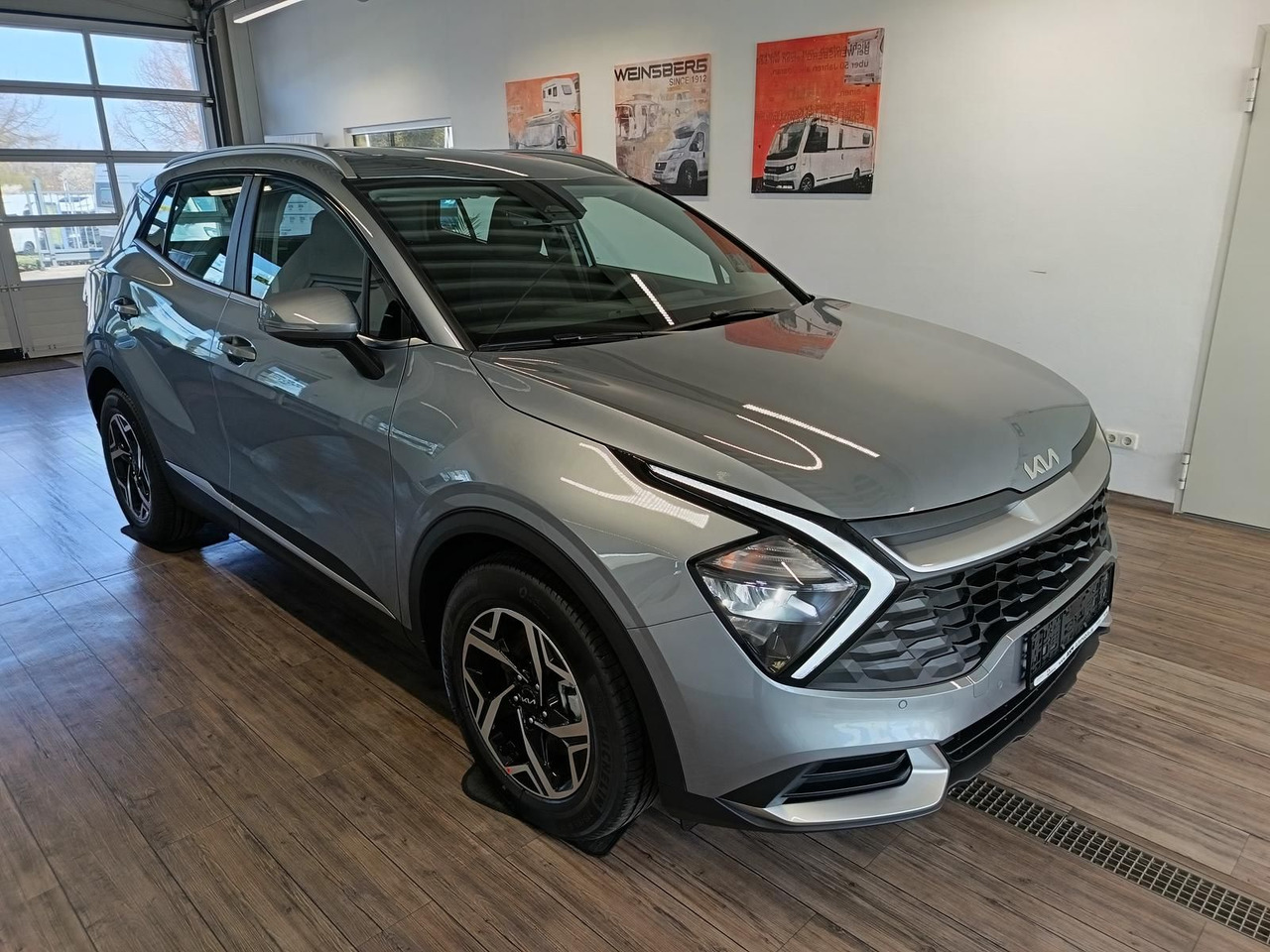 Kia Sportage 1.6 T-GDI DCT Vision*NAVI*LED*R-KAM*DAB - سيارة دفع رباعي: صورة 3 Kia Sportage 1.6 T-GDI DCT Vision*NAVI*LED*R-KAM*DAB - سيارة دفع رباعي: صورة 3